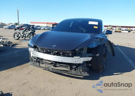 2024 Tesla Model 3 Performance All-Wheel Drive z USA, uszkodzony, nr VIN 5YJ3E1ET4RF906352